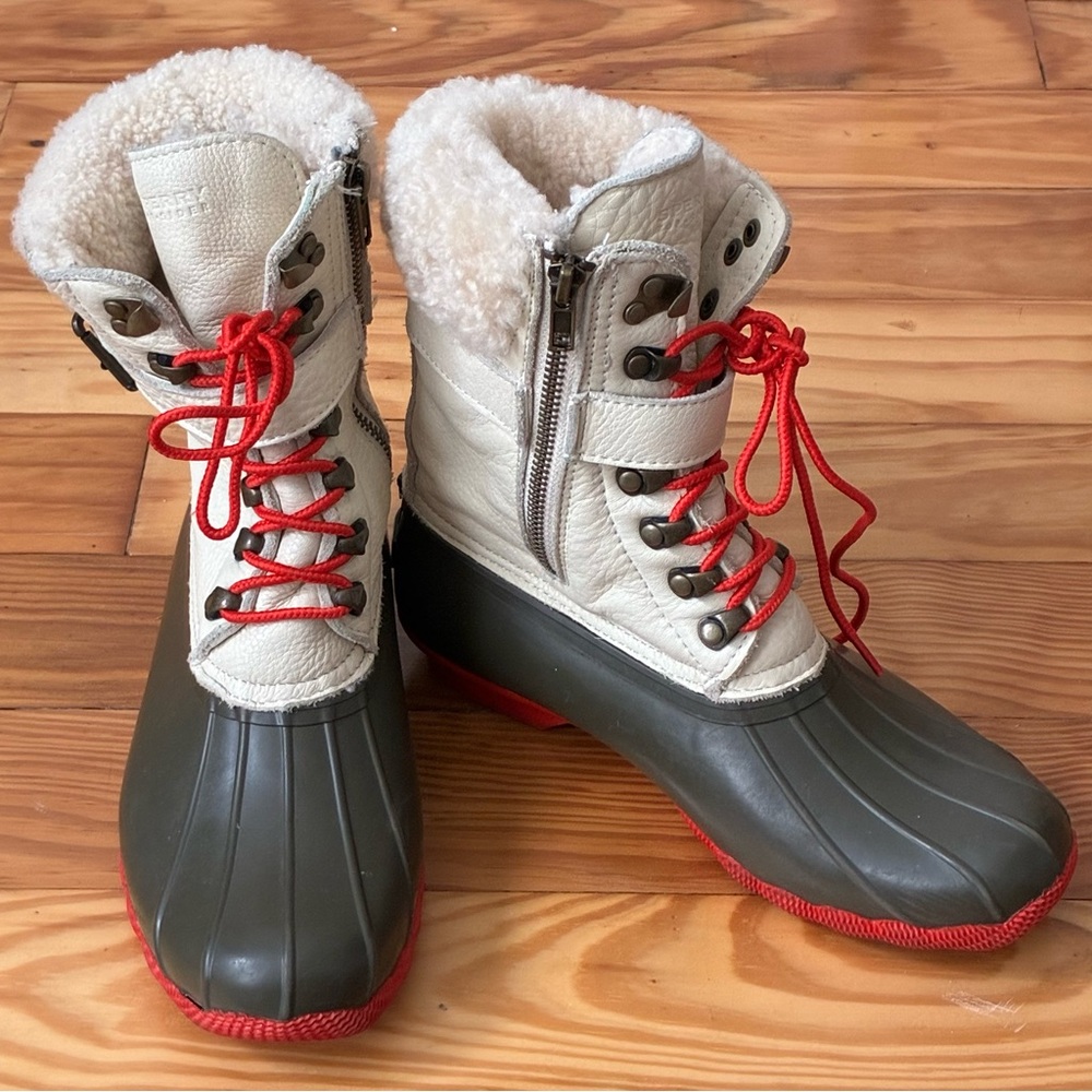 Sperry Shearling Lined Winter Boots Size 7 (6 1/2-7 Narrow Fit)